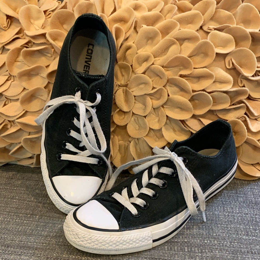 Black Converse Size 7